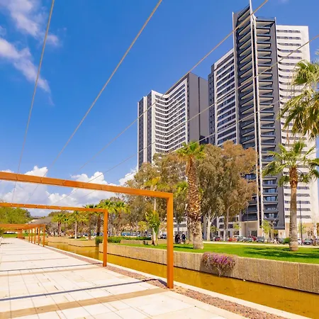 Cubo's Urban Sky View 17 *